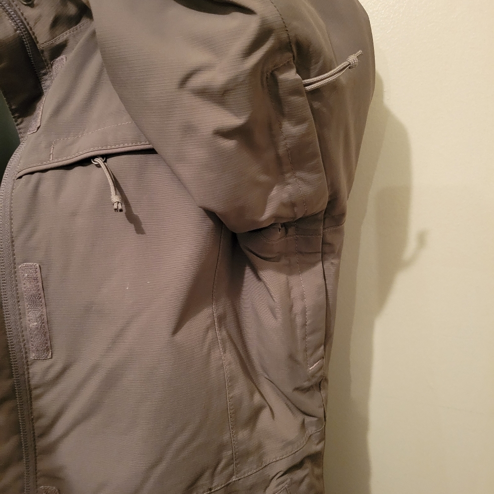 North Face Jacket - Picture 3 of 5